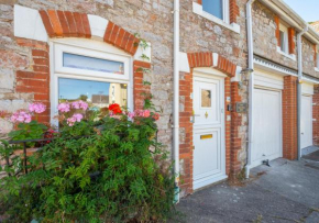 Honey Cottage Mews